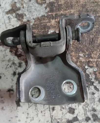 Dobradiça Porta Dianteira Esquerda Ecosport 2007
