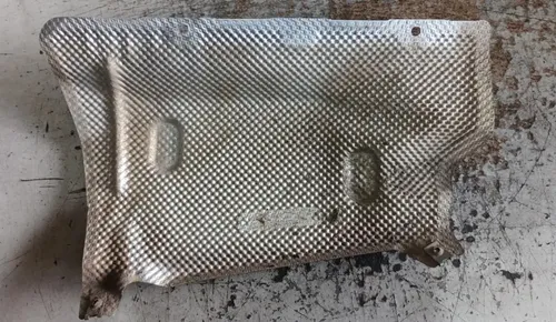 Proteção Térmica Motor Lado Direito C300 2015 - 2018