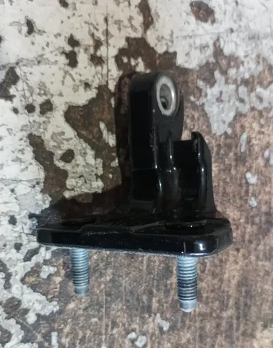 Dobradiça Porta Dianteira Direita Superior C300 2018