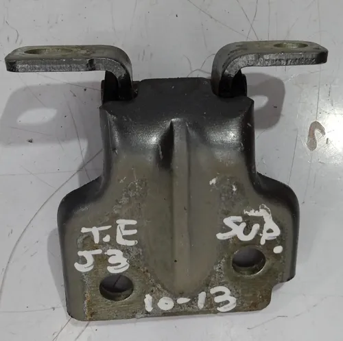 Dobradiça Superior Porta Traseira Esquerda J3 2011