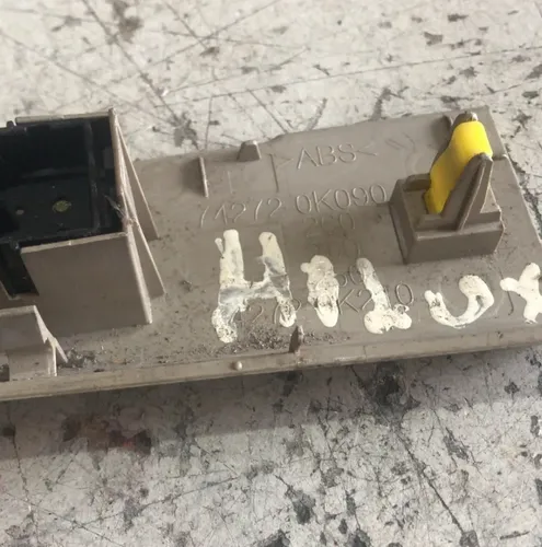 Botão Vidro Traseiro Direito Hilux 2012 - 2015