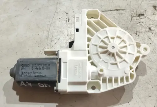 Motor Vidro Dianteiro Direito Audi A4 2010 - 2015 Motor Vidro Dianteiro Direito Audi A4 2010 - 2015