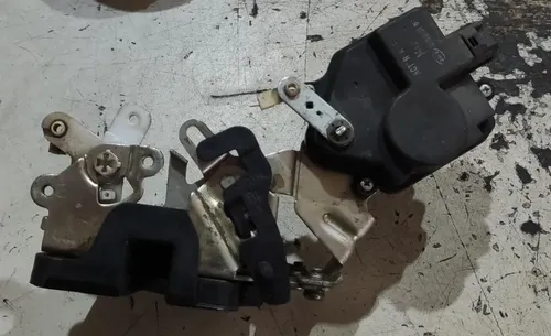 Fechadura Eletrica Traseira Esquerda Pajero Tr4 2005 - 2015 Fechadura Eletrica Traseira Esquerda Pajero Tr4 2005 - 2015