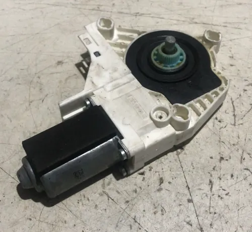 Motor Vidro Elétrico Dianteiro Esquerdo A4 A5 Q7 2011 - 2015