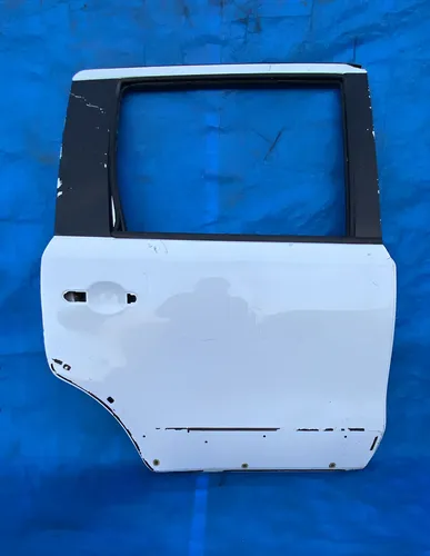 Porta Traseira Direita Livina 2009 A 2014 / Detalhe Traseira Direita Branco