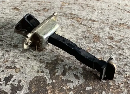 Limitador Porta Dianteiro Esquerdo Lifan Solano 620 2010