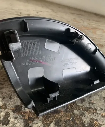 Acabamento Retrovisor Dianteiro Esquerdo Honda Hrv 2018