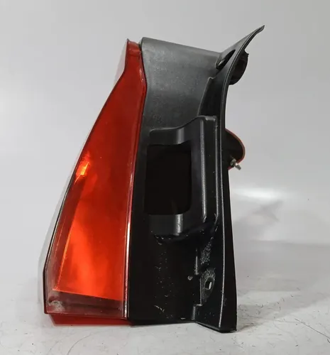 Lanterna Esquerda Onix Hatch 2013 - 2019 Esquerdo/motorista Vermelho