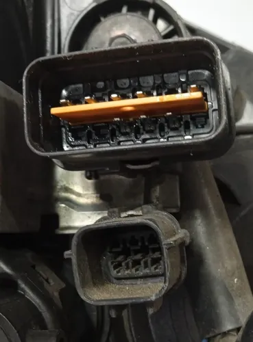 Farol Esquerdo Lancer 2011 2012 2013 2014 2015 Esquerdo/motorista