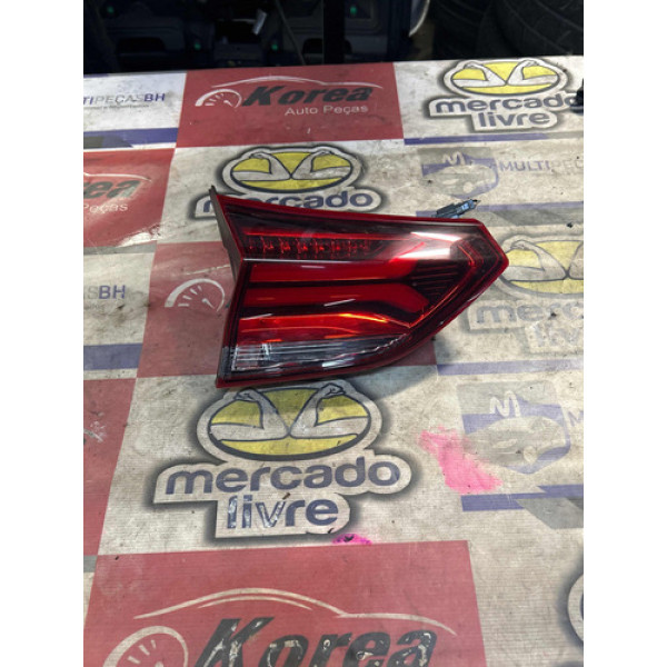 Lanterna Tampa T.e Led (26313441) Chevrolet Tracker Premier Esquerdo/motorista Vermelho