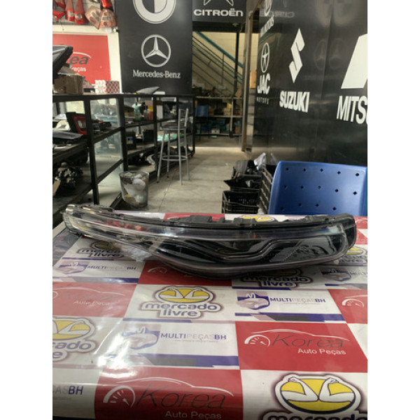 Farol Direito Fiat Toro 2022 / 2025 Direito/passageiro