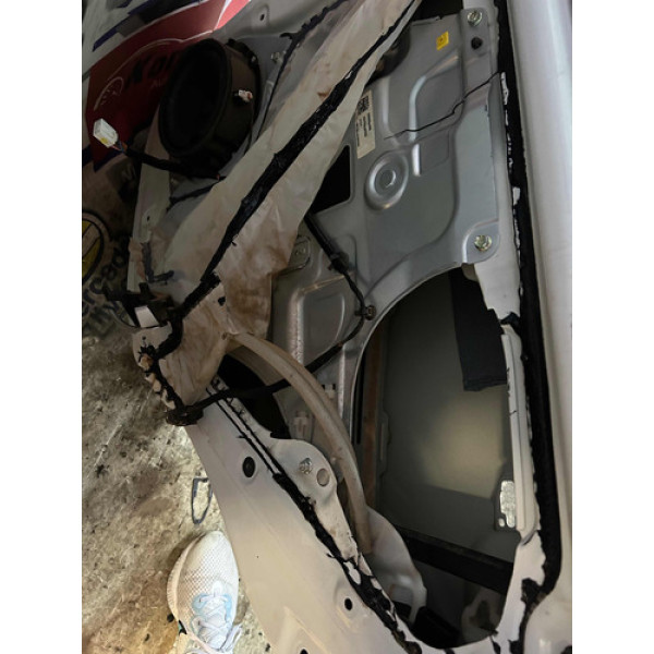 Máquina Vidro Traseira Esquerda Kia Sportage 2011 / 2015
