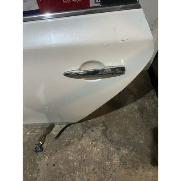 Maçaneta Externa Porta T.e Nissan Sentra 2014/2020 Prateado Traseira