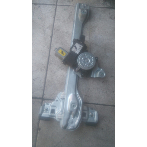 Maquina De Vidro Eletrico Traseiro Direito Gm Tracker