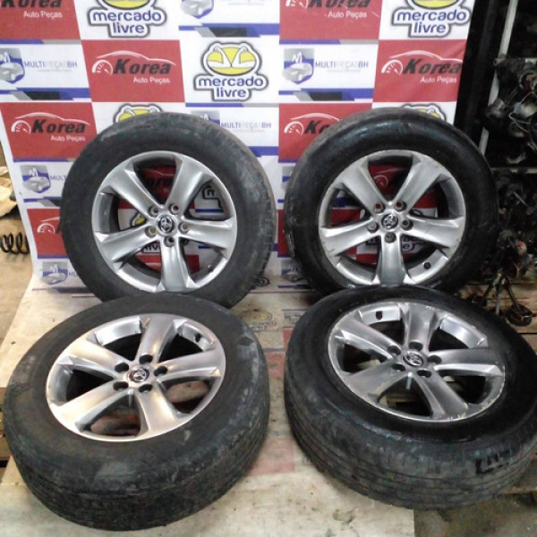 Jogo Rodas 17 C/ Pneus Toyota Rav 4 2013 / 2016 Prateado