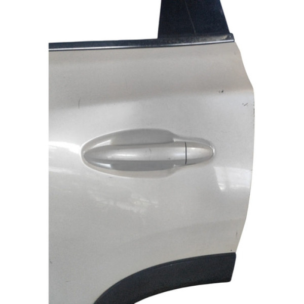 Maçaneta Externa Porta Traseira Esquerda Chery Tiggo 8 2022 Branco Traseira