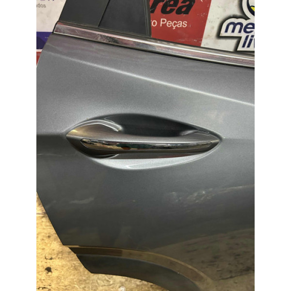 Maçaneta Externa T.d Chevrolet Tracker Premier 2020 / 2023 Prata/metalizado Dianteira