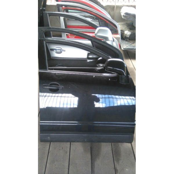 Porta Dianteira Direita Gm Captiva  Dianteira Direita