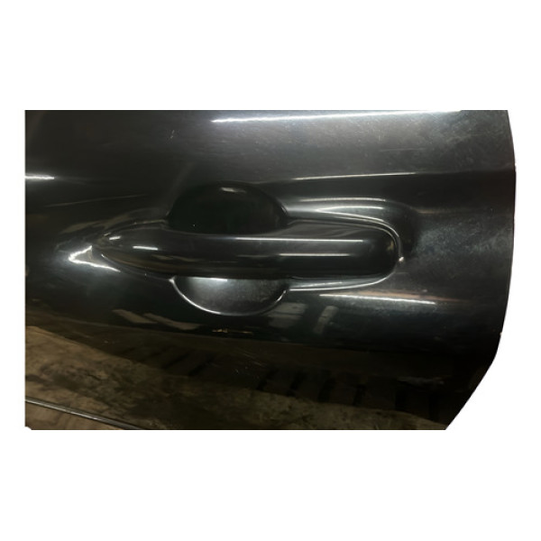 Maçaneta Externa Porta Traseira Esquer Toyota Corolla Cross Preto Traseira