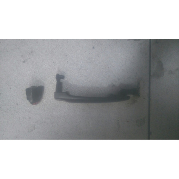 Maçaneta Traseira Direita Nissan Versa  Traseira