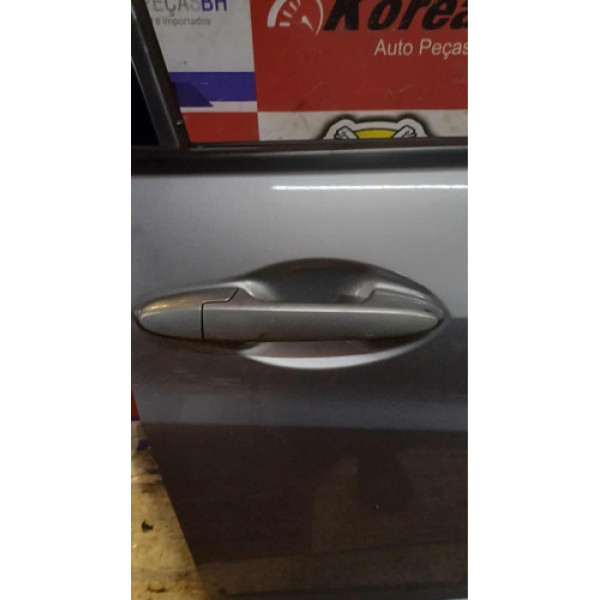 Maçaneta Externa Dianteira Direita Honda Hrv 2015 / 2021 Prata Dianteira