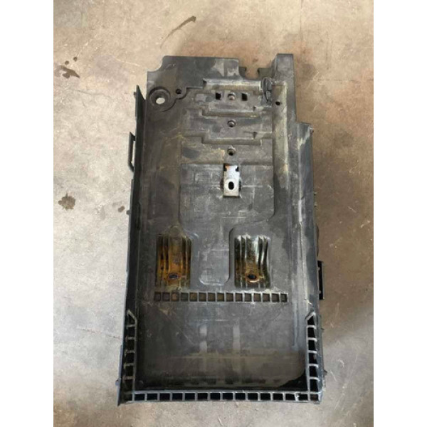 Suporte Bateria (dg9310723a)  Ford Fusion Titaniun 17 / 20