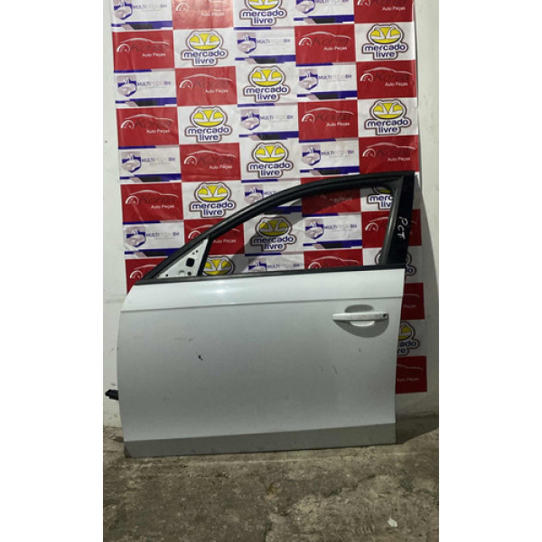 Porta Dianteira Esquerda Audi A4 2014 Dianteira Esquerda Branco
