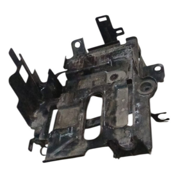 Suporte Bateria (26300275) Chevrolet Ônix 2020/2025 Preto