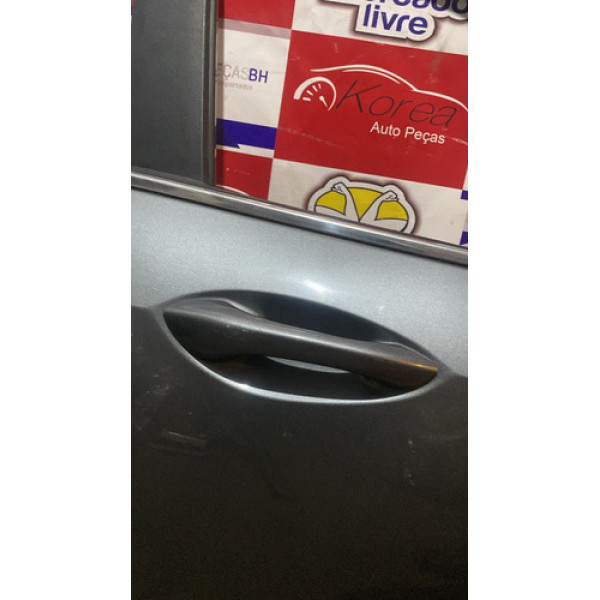 Maçaneta Externa Porta Dianteira Direit Chevrolet Ônix 21/25 Dianteira