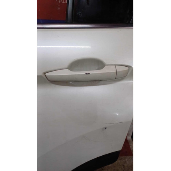 Maçaneta Externa Traseira Esquerda Mitsubishi Eclipse Cross Traseira