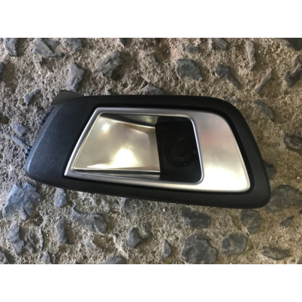 Maçaneta Interna Traseira Esquerda Ford New Fiesta Sedan 16 Prata Preto Traseira