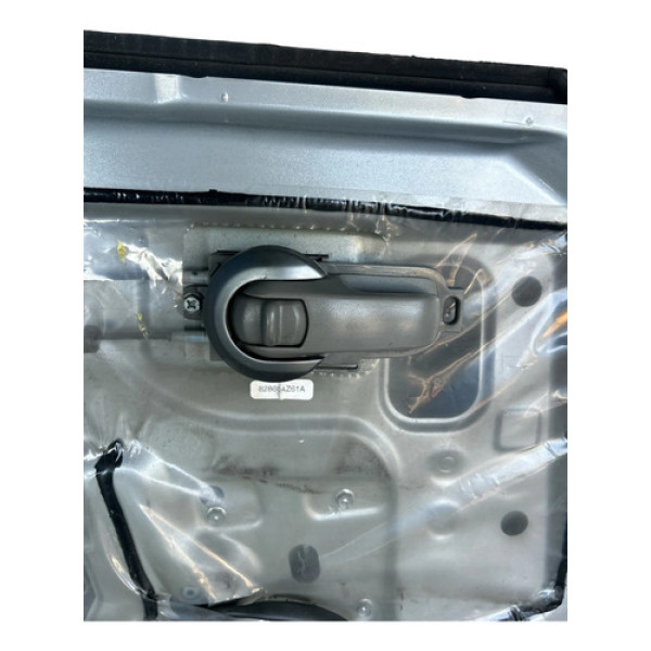 Maçaneta Interna Porta T/e Nissan Livina 2009/14 Cinza-escuro Traseira