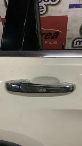 Maçaneta Externa Porta T.d Jeep Gran Cherokee 2011/2014 Prateado Traseira