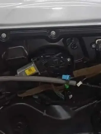 Máquina Vidro Dianteira Esquerda Volvo Xc60 2009 / 2017