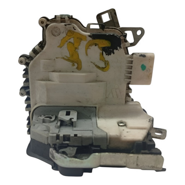 Fechadura Porta Diant Direita Audi A4 2.0t 2011 Gasolina