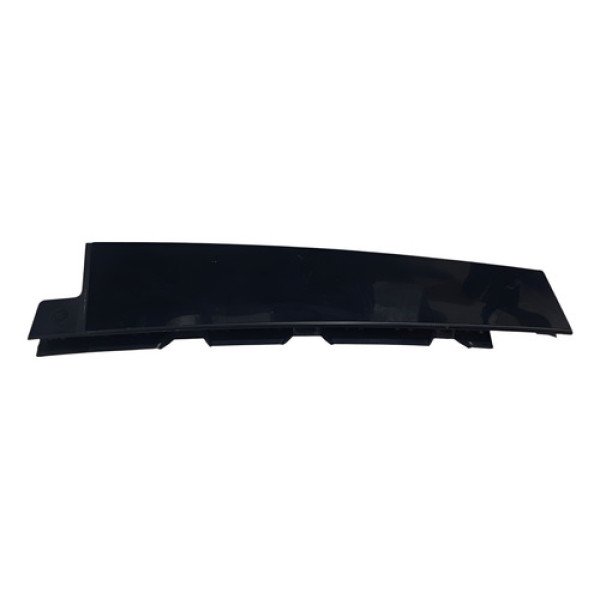 Acabamento Tras Esq Volkswagen Jetta Gli 2.0 T 2024 Preto