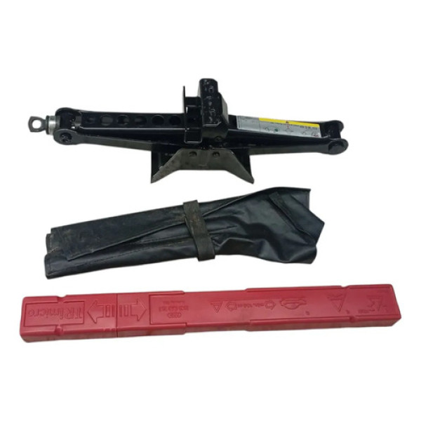 Kit Macaco Triângulo Audi Q3 2014 2015