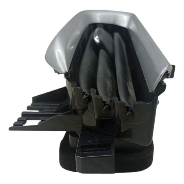 Difusor Ar Esquerdo Chevrolet Tracker 2023 2024
