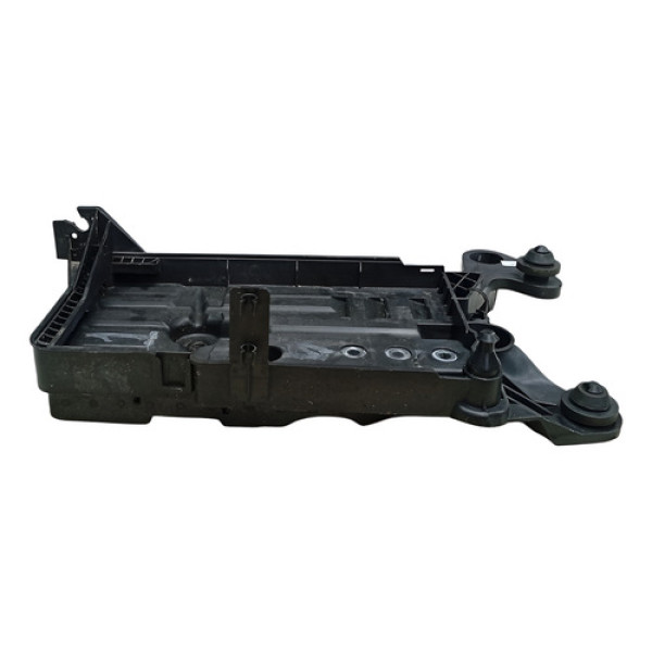 Suporte Bateria Volkswagen Taos Hl Tsi 1.4 T 2024 Detalhe Ok