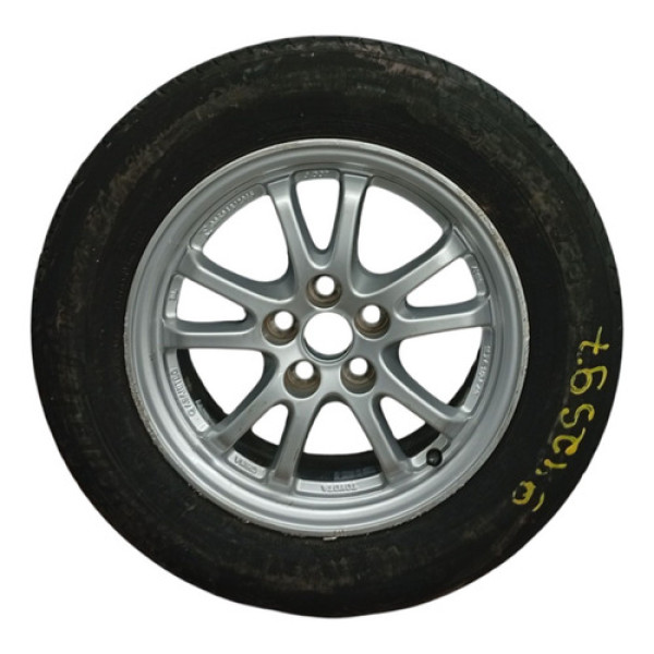 Roda Riscada Pneu Bom Toyota Prius Hybrid 2018 195 65 R15 Branco