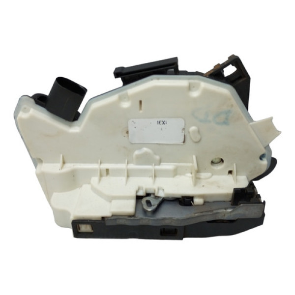 Fechadura Porta Dianteira Direita Vw Amarok 2015 2016 2017 