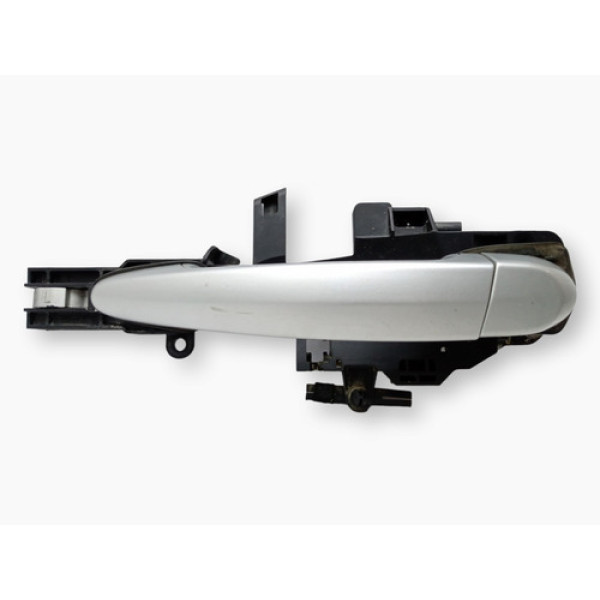 Maçaneta Externa Traseira Esquerda Bmw 120i 2006 2008 2010  Prateado
