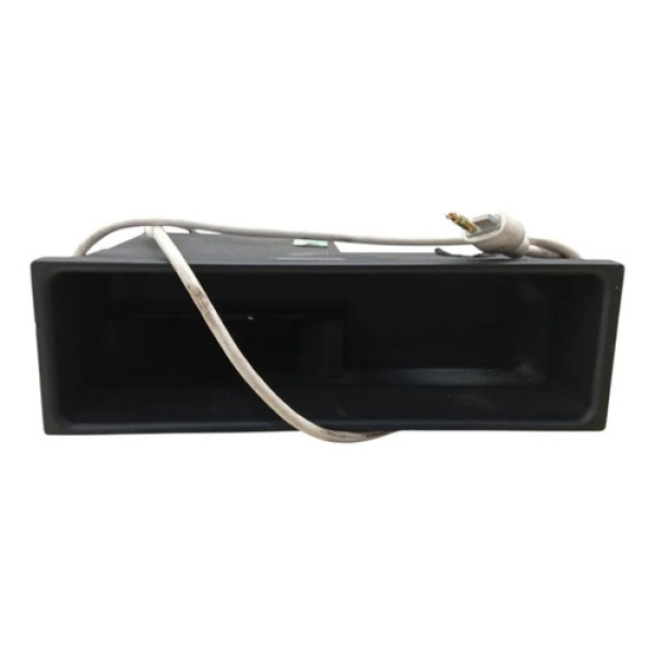 Acabamento iPod Porta Luvas Audi A3 Sportback 2.0 T 2010
