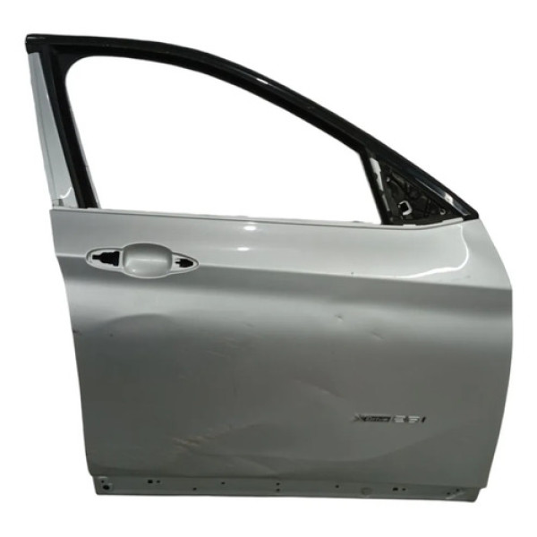 Porta Dianteira Direita Bmw X1 2.0 Aut 2018 Detalhe Dianteira Direito Cinzas