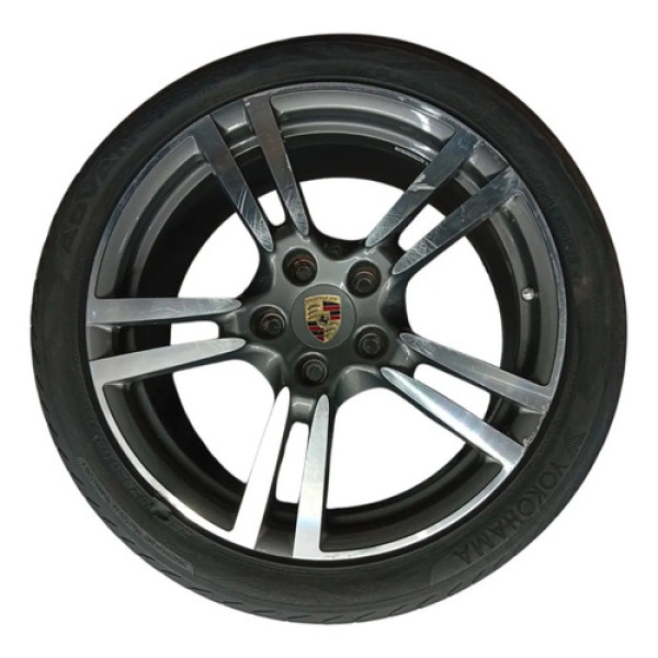 Roda Pneu Ruim 255 40 20 Porsche Panamera 4.8 2011 Detalhe