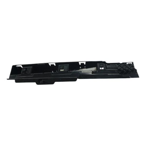 Guia Traseira Spoiler Direita Bmw 320i 2015