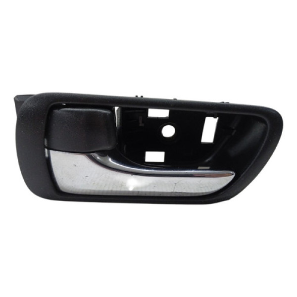 Maçaneta Interna Dianteira Esquerda Toyota Camry 2003 2006  Dianteira