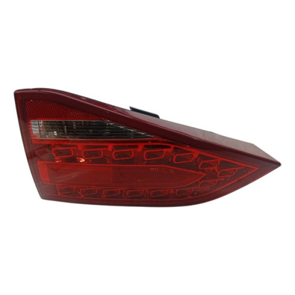 Lanterna Tampa Led Lado Audi A4 2.0t 2011 Gasolina Direito/passageiro