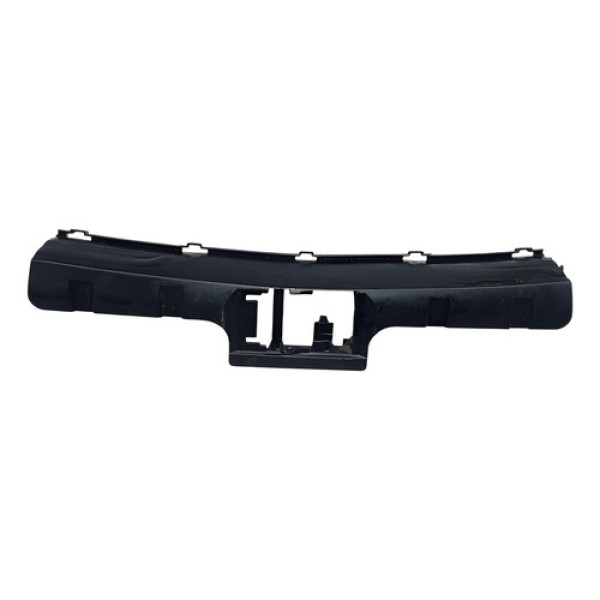 Guia Cebtral Parachoque Tras Mercedes C180 2014 2015 Detalhe