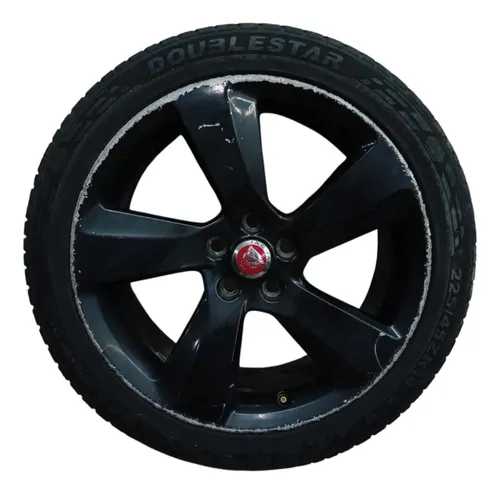 Roda Pneu Bom 225 45 18 Jaguar Xf Prestige 2.0t 2017 Detalhe Preto